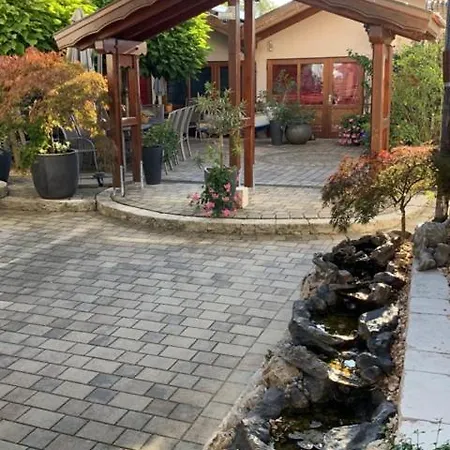 Hudolin-vermietungen * Gundelsheim (Baden-Wurttemberg)