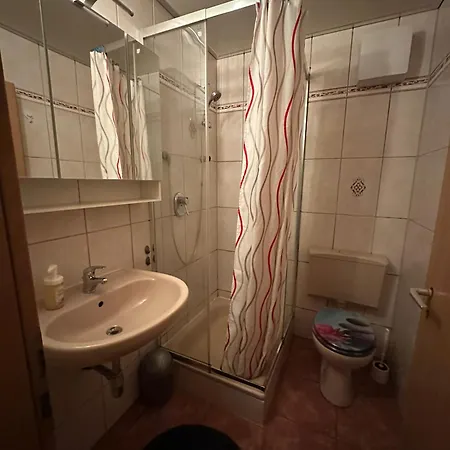 Hudolin-vermietungen * Gundelsheim (Baden-Wurttemberg)